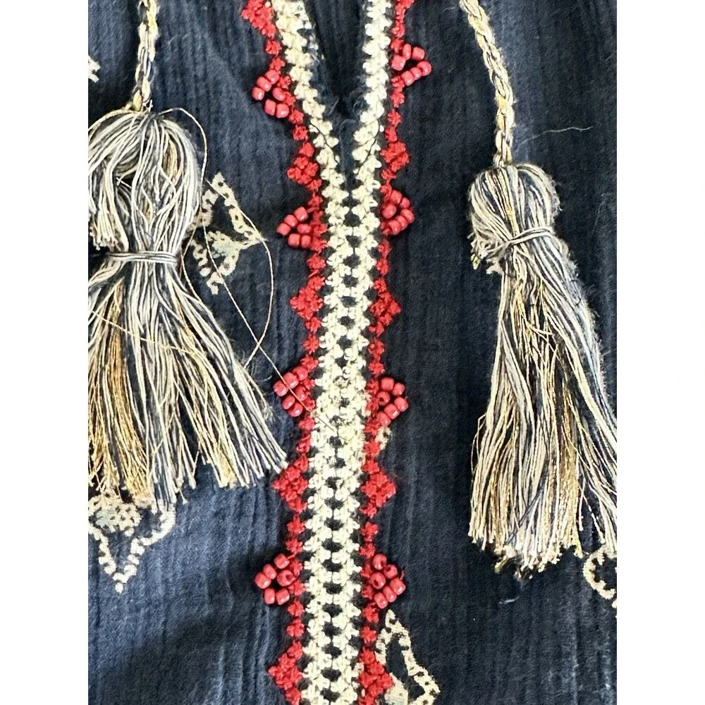 Lucky Brand Tank Top M Sleeveless Navy Embroidered Boho Festival Peasant Shirt - Picture 4 of 7